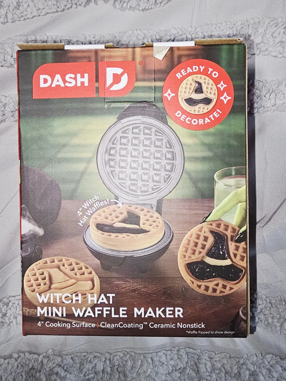 Dash Witch Hat Mini Waffle Maker